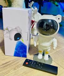 Lampara de mesa proyector astronauta